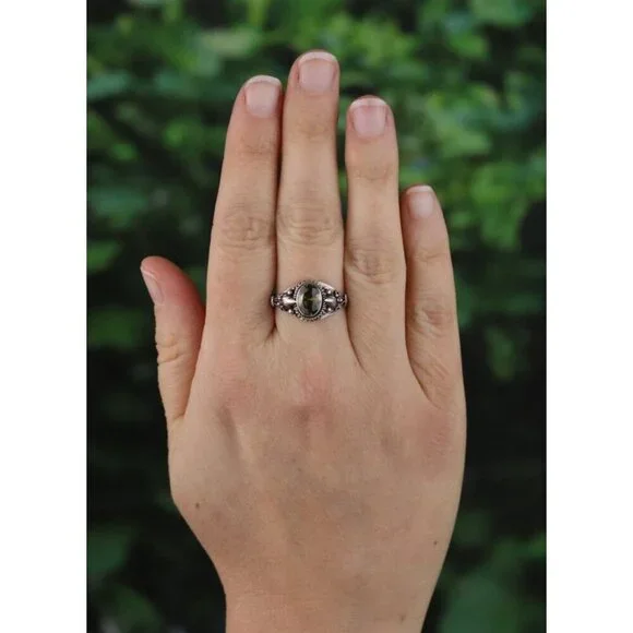 Sterling Silver Green Cubic Zirconia Ring Size 9 1/4 - Picture 3 of 7